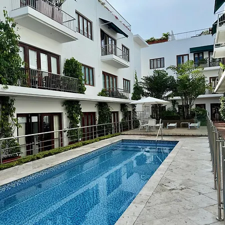 Luxurious In The Heart Of *